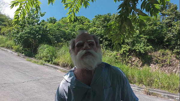 Image Oldest granpa ever with a dick that doesn't exist in humans world