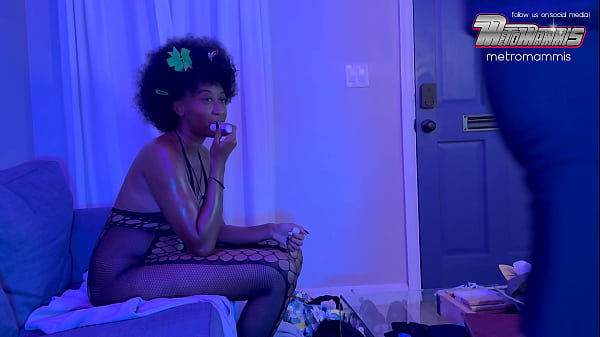 Image RARE Behind The Scenes With A NYMPHO At metroMAMMIS HQ