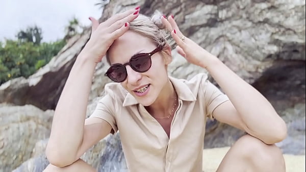 Image Eating Choco Cake on Diamond Blue Beach SFW
