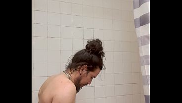 Image Latina de culo grande tiene sexo en el ba&ntilde_o de su primo