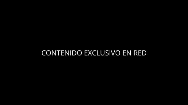 Image La Prim Dando unos RICO SENTONES a un Chico VERGON! Llega de visita a su casa y se van pa su Cuarto! Video Casero Putitas Mexicanas!