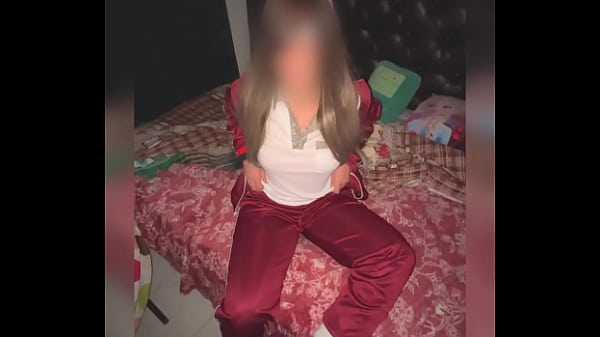 Image Una VERGA muy GRANDE Para ELLA con el UNIFORME de DEPORTES! Chico VERGON con COLEGIALA!! Putitas Estudiantes Mexicanas!