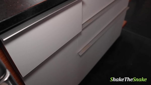 Image Shake the Snake - A Teen Is Fucked while Watching a Scary Movie