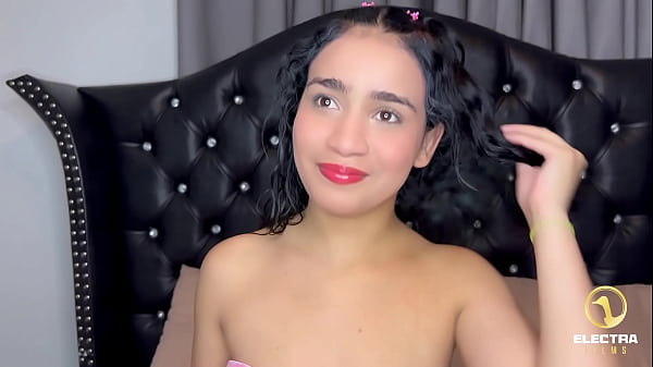 Image Peque&ntilde_a venezolana ninf&oacute_mana le gusta el sexo duro y que la dominen como una puta