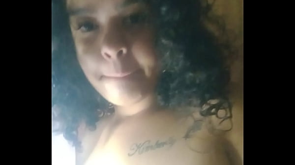 Image ESPOSINHA SAFADA VESTINDO LINGERIE SEXY PARA ME PROVOCAR VOU LEITAR ELA HOJE AT&Eacute_ QUE SUA BUCETA EXPLODA DE TANTO LEITE