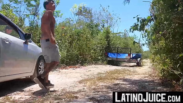 Image LatinoJuice.com - Tattooed Latino Cain Gomez bred hard outdoors by Robert