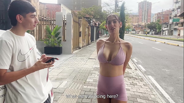 Image Reconoc&iacute_ a una actriz porno en la calle y se trag&oacute_ mi verga
