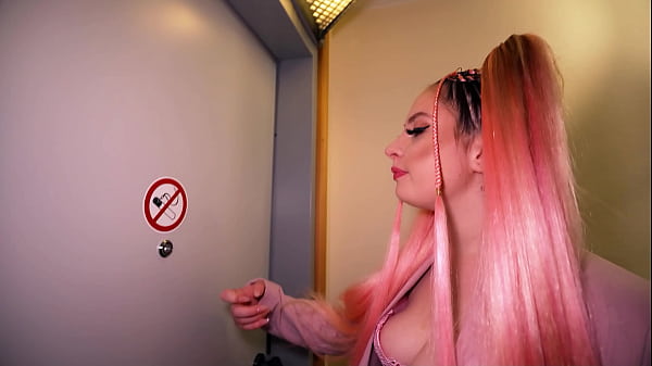 Image Nymphomaniac female hotel employee tricks guest into having sex in his room