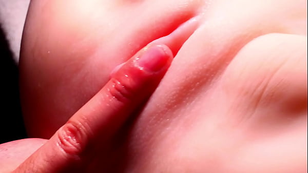 Image Finger her pussy.