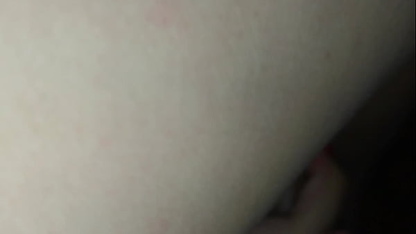 Image Dando mi culo virgen por primera vez. No resisto y dejo que se corra en mi co&ntilde_o. anal accidental