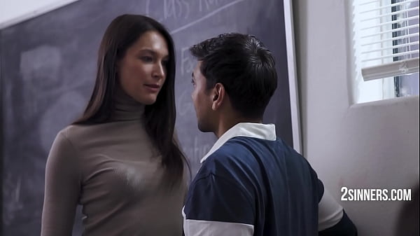 Image Student: Miss, I Will Cry If You Ghost Me