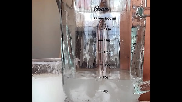Image ele goza quase 1,5L torneira de porra