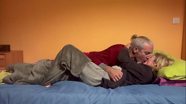 Image MULTI -ORGASMIC WIFE ENJOYING UNEXPECTED HOMEMADE SEX - SHE HAS THREE ORGASMS!!!!