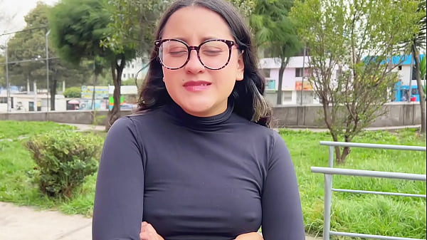 Image Me foll&eacute_ a mi vecina culona, mientras su esposo se encontraba trabajando.