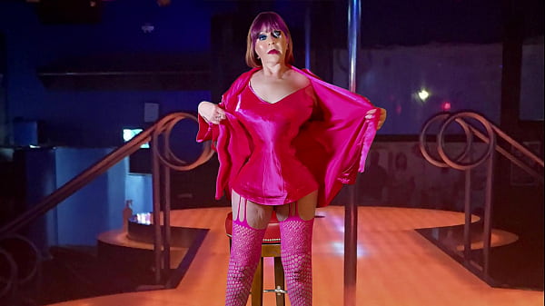 Image Fuscia Granny Chicopee: Deep Throating Old Cocksucker