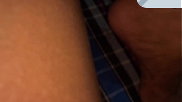 Image Esta zorra sabe como montar una diminuta verga