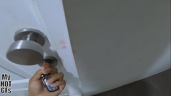 Image Tiktoker Linda despierta a su novio y &eacute_l la deja con el co&ntilde_ito lleno de leche.