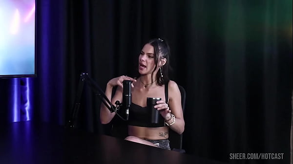 Image MELHORES MOMENTOS DA DEBORA ANDRADE COM VITORIA BEATRIZ NO HOT CAST - PARTE 2 (WATCH ON: SHEER/RED)
