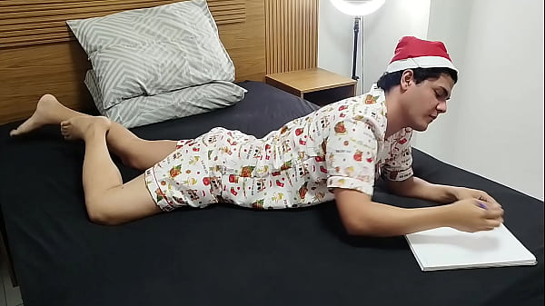Image O Papai Noel chegou adiantado e com o saco cheio - assista completo no RED