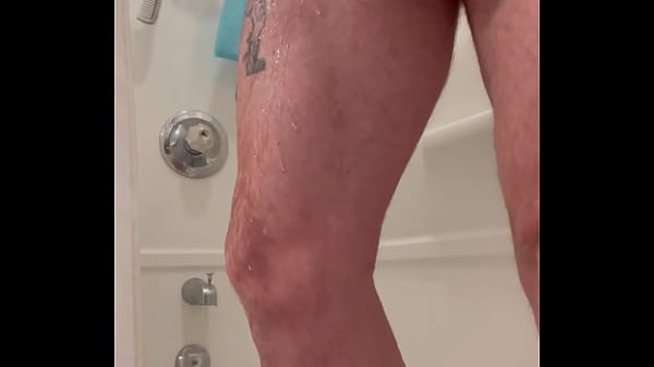 Image BrianXander shower POV