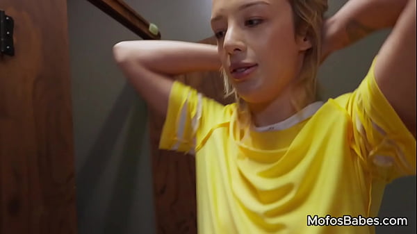 Image Sexy and skinny blonde teen slut suck and fuck huge dick in a public bathroom - Ashlyn Angel, Peter Green