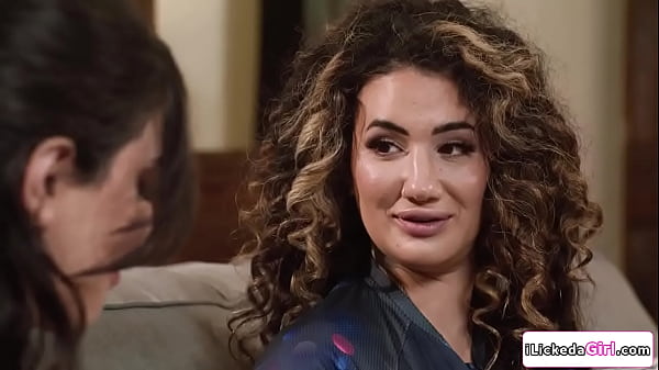 Image Big tits lesbian babe facesitting busty arab delivery crew