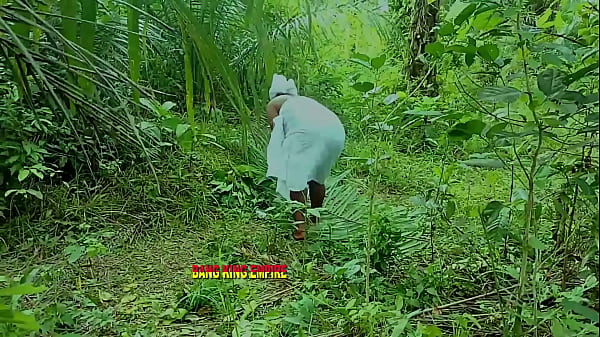 Image I made her cum twice loudly in the bush with my big cock porn