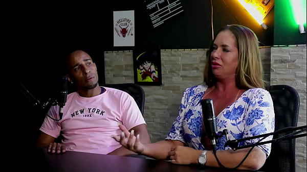 Image Quem chama pra gravar quer te comer, uma parte da fam&iacute_lia n&atilde_o aceita, quer ser av&oacute_ e se cobra nas grava&ccedil_&otilde_es - Negro Top Del&iacute_cia & Francis Simas (WATCH ON: SHEER/RED)