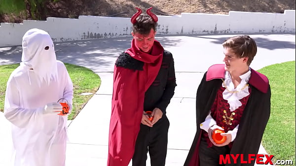 Image Mylfex - Evil Boys Bangs Friend's Mom on Halloween