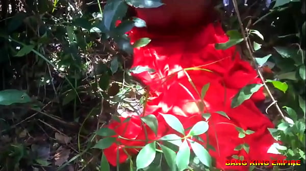 Image HOLIDAY SEX: Fucking Elastic Long Pussy In A Naughty Way