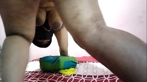 Image A FUNNY STORY OF A SEXY HOT BHABI