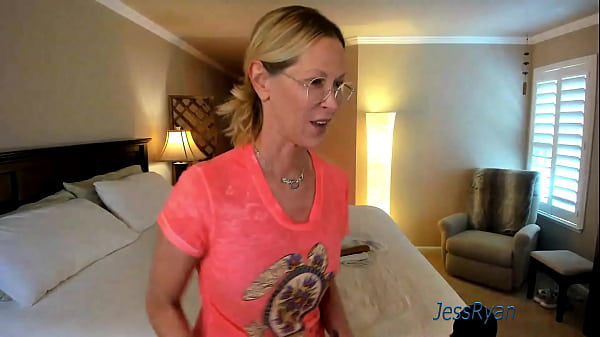 Image Sloppy Blowjob with Spitting and Gagging Jess Ryan