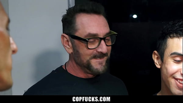 Image Officers Discovers the Shoplifting Guy Loves Sucking Cock - Copfucks