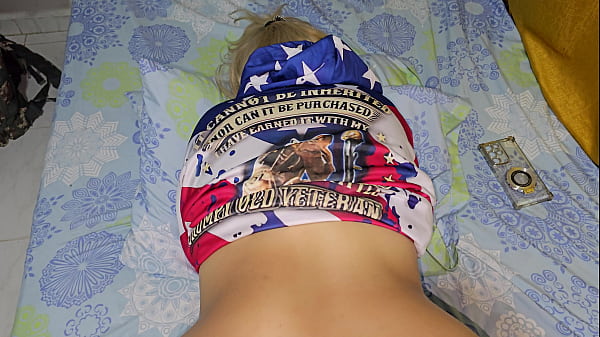 Image BEAUTIFUL YOUNG WHITE WOMAN GETS FUCKED IN BED.
