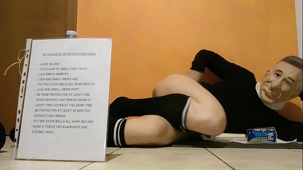 Image All I want for Christmas (read my wishlist on the sheet of paper on the video)
