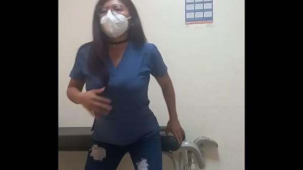 Image Delicious nurse is hot!! She touches her buttocks and tits while she is alone in the hospital waiting room