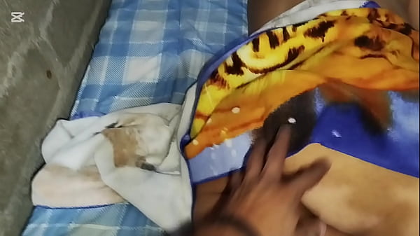 Image Me cojo en gran culo de la vecina mientras mi esposa est&aacute_ trabajando. Y le dejo todo el culo lleno de leche