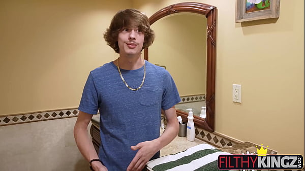 Image Stepson Filled Up Cum in Stepmom Pussy