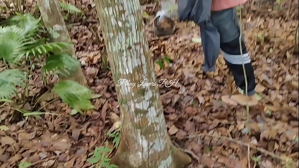 Image Kabit Nagyaya ng kantutan sa Gubat para Hindi mahuli ni Mister