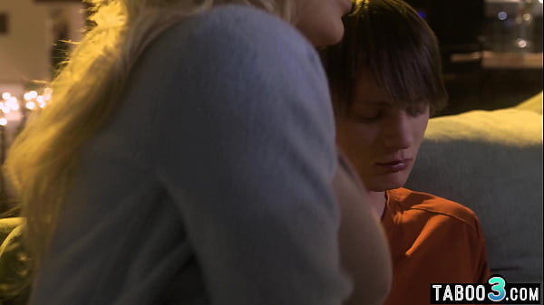 Image MILF stepmom Spencer Scott finds a way of spending time with her stepson