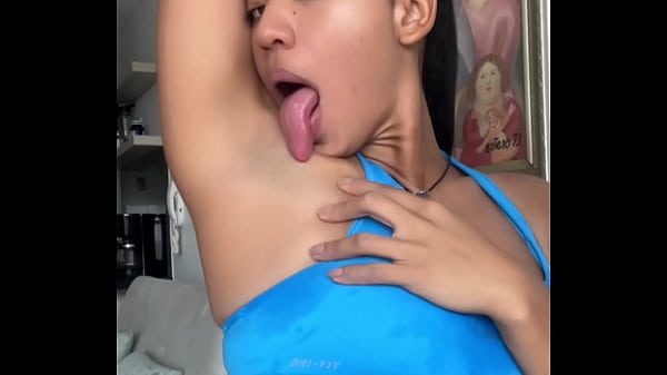 Image Look how I lice my armpits -amateur couple- nysdel
