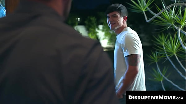 Image DisruptiveMovie.com - Doctor Dante Colle sprays loads of cum for hunk Dakota Payne