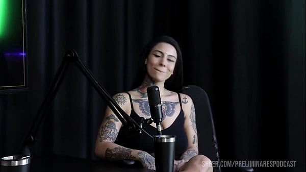 Image MELHORES MOMENTOS DA LEXI MALLET NO PRELIMINARES PODCAST COM BIA HOT - PARTE 4 (WATCH ON: SHEER/RED)