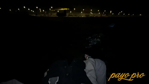 Image Chica timida se traga polla al aire libre - Emejota Payo Pro