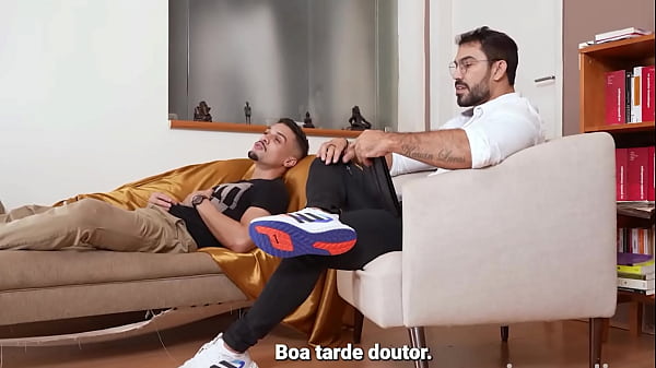 Image Renato veio ao meu consultorio pra passar por um se&ccedil_&atilde_o de rolaterapia. - Free