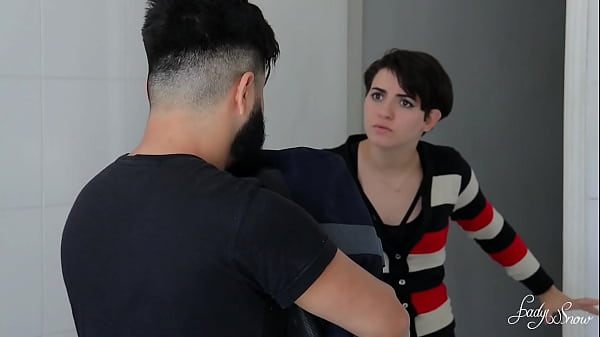 Image Minha namorada me mandou embora! Transei com a meia-irm&atilde_ dela