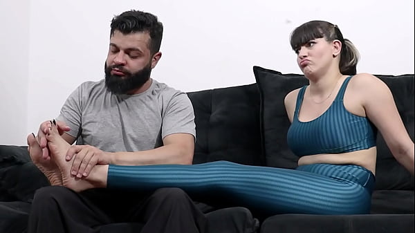 Image Virou moda personal comer aluna? Ele promete m&eacute_todo revolucion&aacute_rio de perda de peso e fode o cuzinho da esposa na frente do corno