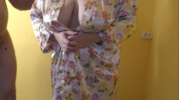 Image Seeding this cheating chubby wife in her ovulation days! Massive creampie in fertile pussy