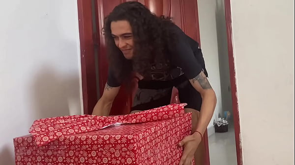 Image AMIGA SECRETA ME SORPRENDE CON UN ANAL PROFUNDO INCRE&Iacute_BLE COMO REGALO ? &iexcl_Cum goteando de su culo!