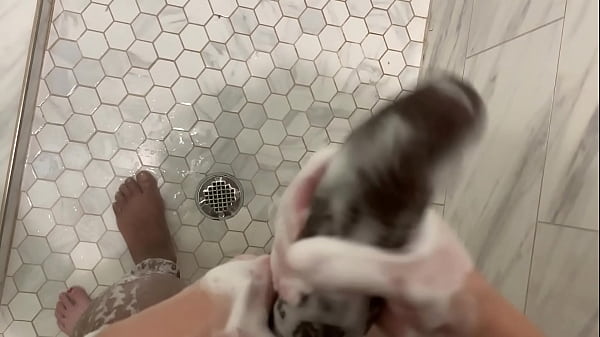 Image Horny Stepdaughter listens to stepdad fuck her mom to sleep then sneaks into the bathroom to shower with him